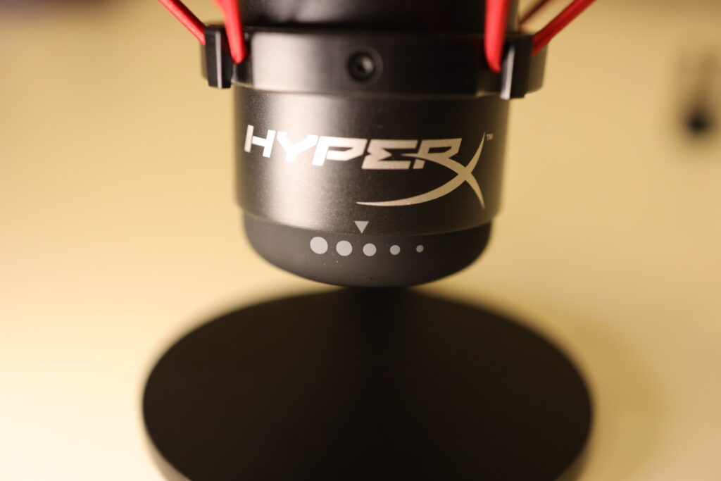 km HyperX QuadCast S ハイパーエックス マイク（白） - オーディオ機器